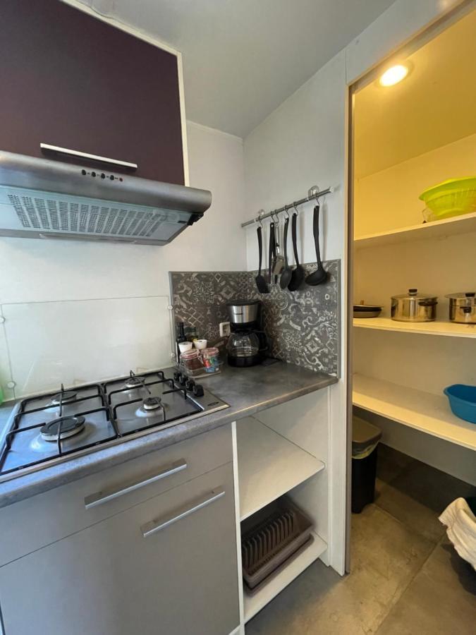 Chez Roger - Bungalow Climatise Avec Tv - 2 Chambres 4 Personnes Boofzheim Exterior foto